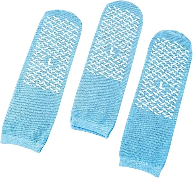 MAAS non slip socks